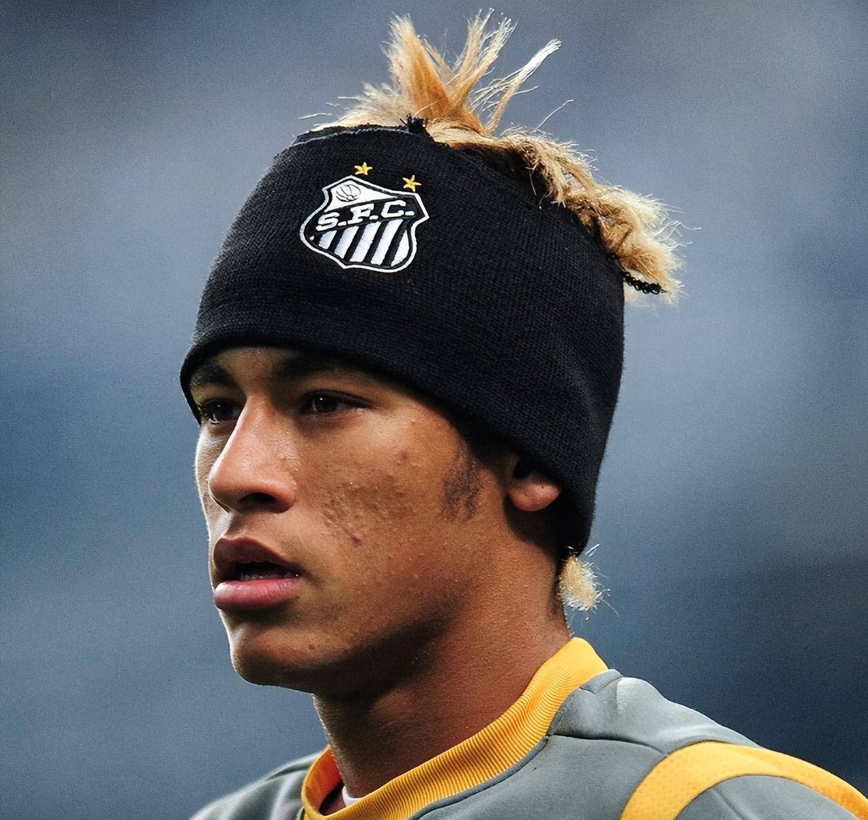 包含全明星赛今夜再迎强敌；巴黎圣日耳曼门线救险；主帅态度——气氛紧张；赛季目标并未改变的词条