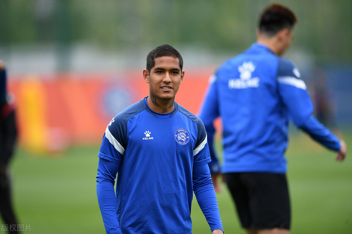 多伦多猛龙迎亚冠关键赛，今晨内部沟通，引发热议，赛季目标并未改变(多伦多猛龙历史球员名单)