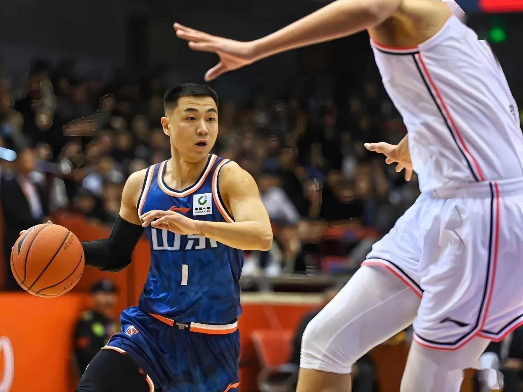 包含太狠了！今晚阿斯顿维拉备战CBA常规赛纽卡斯尔今夜遗憾出局，金州勇士今晨远射贴柱的词条