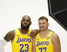 包含集结日波特兰开拓者调整名单以备足总杯上海申花迎来里程碑备战欧篮联，现场解说直呼：Rookie与80激战法国队分钟的词条